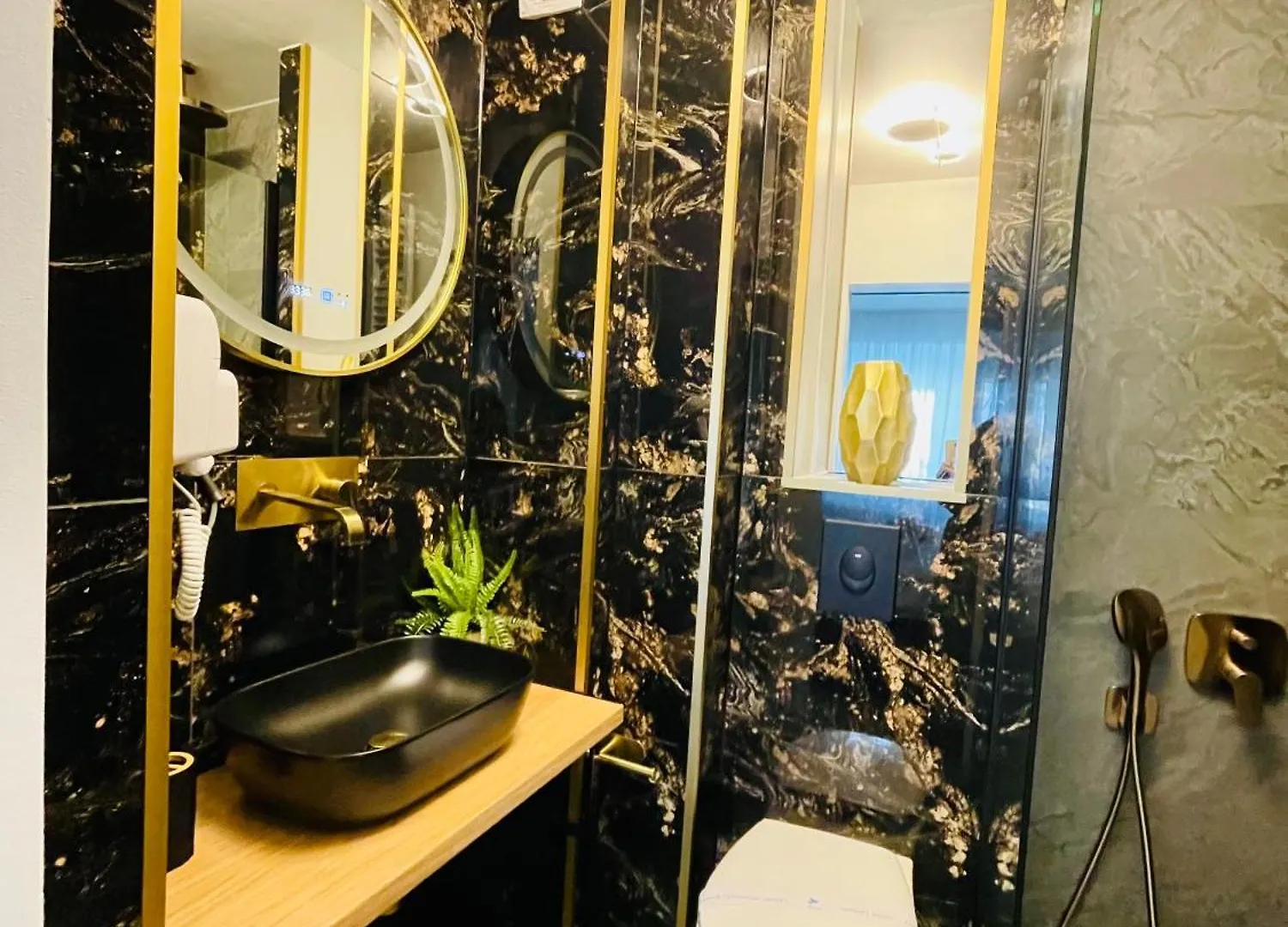 Metropole Apartments Central City Bucarest