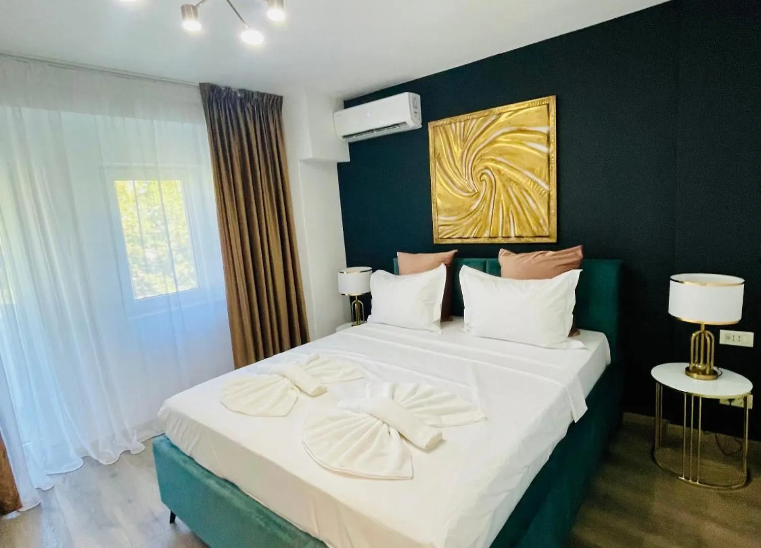 Metropole Apartments Central City Bucarest 0*,