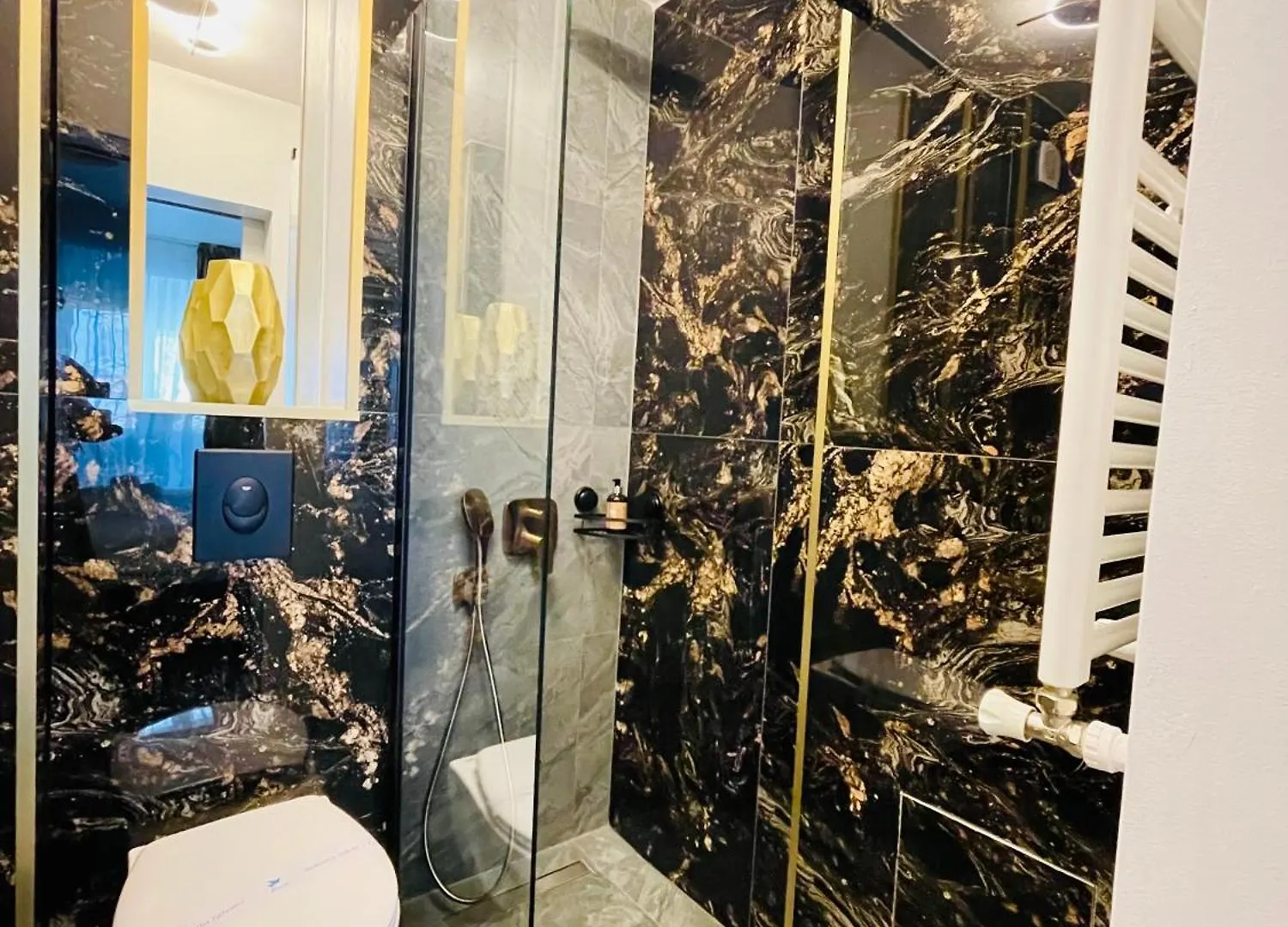 Metropole Apartments Central City Bucharest